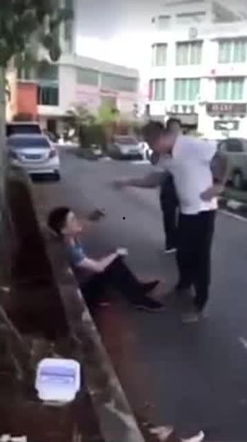 花臂男吃瓜,揭秘娱乐圈幕后风云