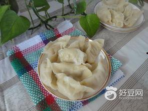 宝宝吃角瓜馅饺子,角瓜馅饺子，美味又健康