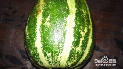 吃甜瓜怎么选瓜,如何一眼挑出最甜最鲜美的瓜果